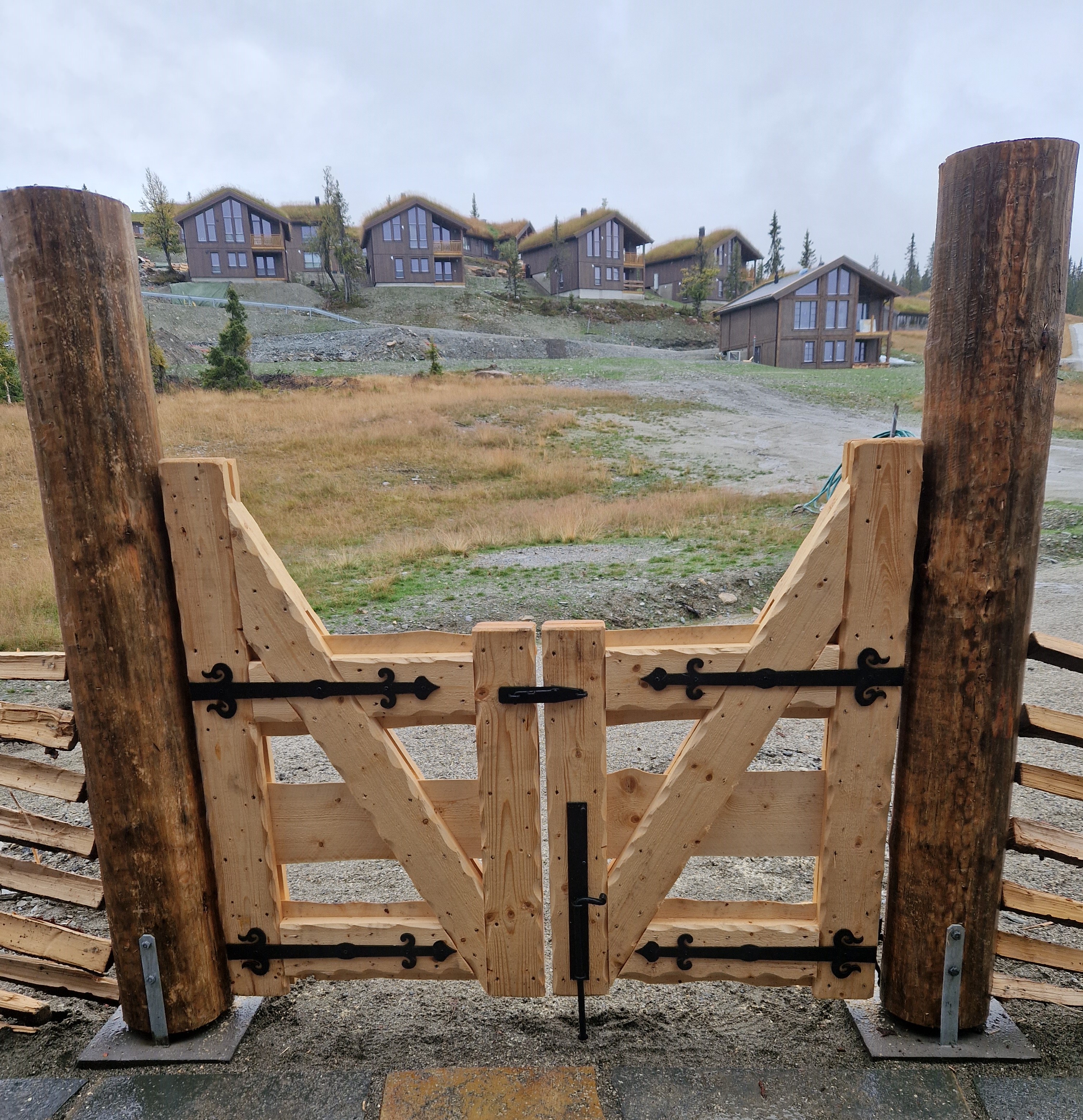 Dobbel gangport, med fine detaljer